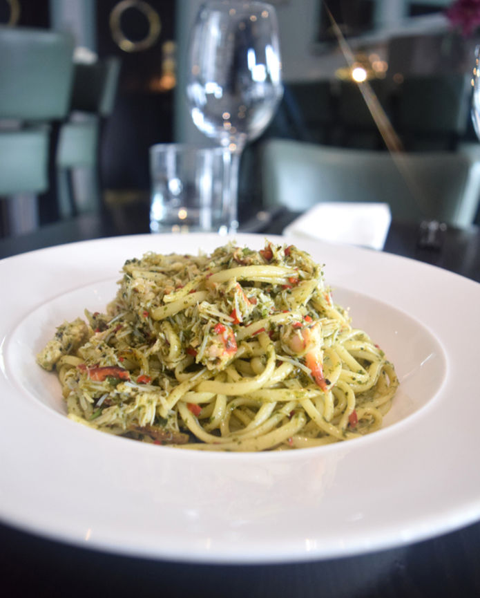 Crab Linguine With Chilli, Lemon & Coriander